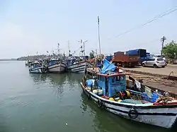 Fishing trawlers parked in Sal river