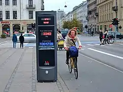 Heavily trafficked roads in the inner cities, often have cycle lanes.