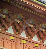 Intercolumnar tokyō, each of the three steps having a tōrihijiki (Daitoku-ji)