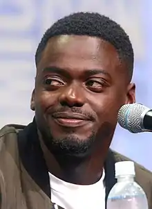 Photo of Daniel Kaluuya at the 2017 San Diego Comic Con.