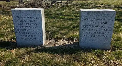 David and Grace Lloyd headstones