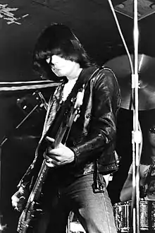 Dee Dee Ramone performing live with the Ramones, 1977