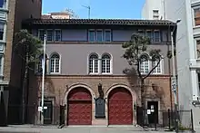 Dennis T. Sullivan Memorial Fire Chief's Home (1922), 870 Bush Street