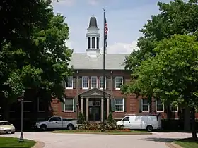 Des Peres City Hall predates the city's incorporation.  It was originally built by the neighboring Lutheran Church as an orphanage.