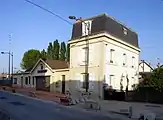 The station seen from the road