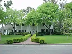 The house used in the 2001 film Donnie Darko.