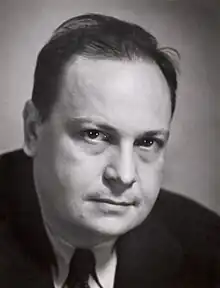 Photographic portrait of E. du Perron by Emiel van Moerkerken (1939)