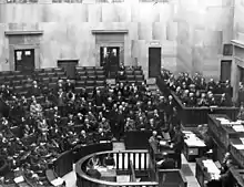 Stanisław Dubois speaking to envoys and diplomats in the Sejm, 1931