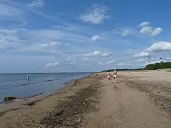 Narva-Jõesuu beach and the lighthouse