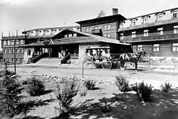 Image 8The luxury Harvey House hotel opened in 1905 overlooking the South Rim of the Grand Canyon; it remains in operation as the El Tovar Hotel. (from History of Arizona)