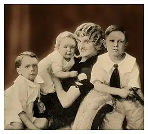 Bernard, Ellen, Ella and Walter1924