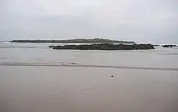 Eyebroughy, with rocks in foreground