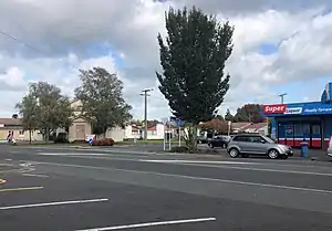 Fairfield Methodist Church and liquor store,Heaphy Terrace