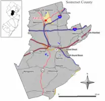 Location of Far Hills in Somerset County highlighted in yellow (right). Inset map: Location of Somerset County in New Jersey highlighted in black (left).