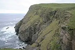 Faraid Head, looking north-eastwards from Poll a'Gheodha Bhain