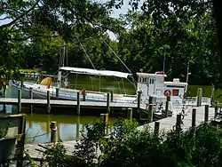 F.D. CROCKETT (log deck boat)