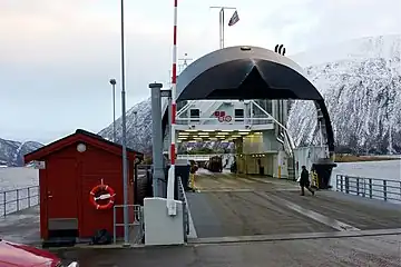 Ferry, Flesnes