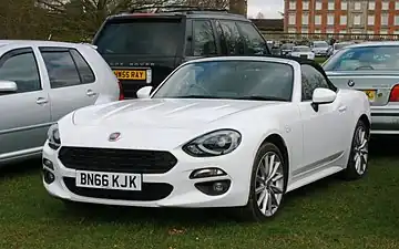 Fiat 124 Spider (2016–present)