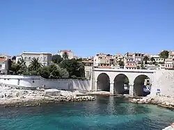 La Corniche on the Pont de la Fausse Monnaie (Counterfeit Money Bridge), northwest of the Villa Valmer