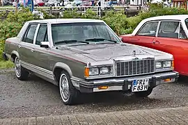 1982 Ford Granada sedan (Fox platform)