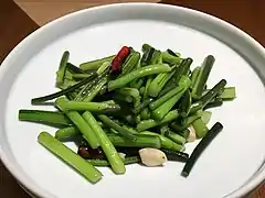 Fried Hongshan Caitai (洪山菜薹)