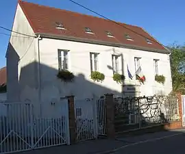 The town hall in Fublaines