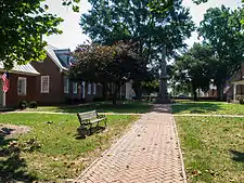 Gloucester County Courthouse Square, historic district