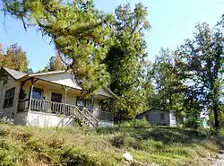 Abandoned houses in Gantts Quarry