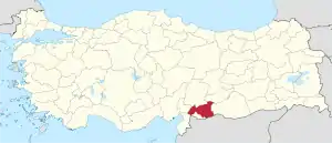 Gaziantep highlighted in red on a beige political map of Turkeym