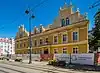 Museum facade being renovated