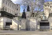 The full memorial viewed from The Mall