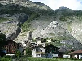 Ruins of Gestelnburg above Niedergesteln village