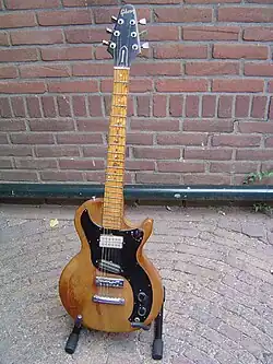 Mid-production Gibson Marauder with rotary pickup selector on the treble side of the upper bout