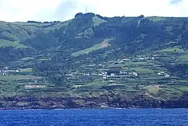 The western coast of Ginetes, showing the localities of Lomba de Cima and Lomba dos Gagos, along the eastern frontier with Candelária