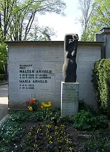 Grave of Walter Arnold