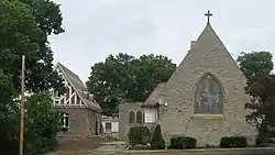 Parish hall (left) of Grace Church, Cincinnati, Ohio, 1880.