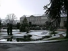 The park and the Sénatorerie Museum, in Guéret