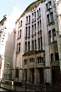 Exterior of the rue Pavée Synagogue, by Hector Guimard (1913)