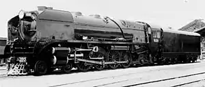 Builder's photograph of H220, 1941