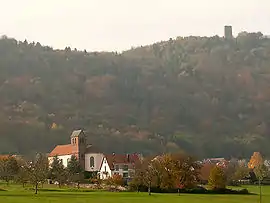 Haegen overlooked by the Château du Grand-Geroldseck