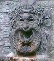 Fountain mask