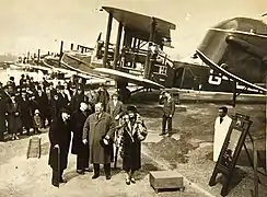 Handley Page Type Ws of Imperial Airways with Sir Eric Geddes (centre)