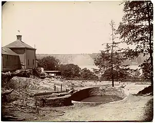 Haven Lane Spring (Buckman's well) between W. 181st and W. 182nd Streets, Northern Avenue and Riverside Drive, New York City, May 31, 1898