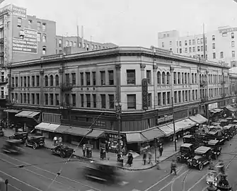 The 2nd & Broadway Hellman Building in 1918