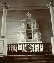 Interior of the previous church (1916-1998)