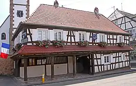 The town hall in Hoffen