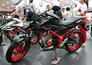 CB150R Streetfire 2016 naked 149 cc single