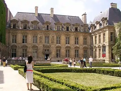 The Hotel de Sully at 62 rue Saint-Antoine (4th arr.) (1624–30) by Jean Androuet du Cerceau