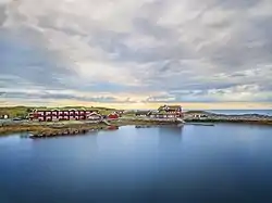 View of a hotel on the Hustadvika shoreline