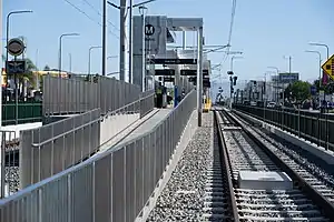 Entrance to Hyde Park station